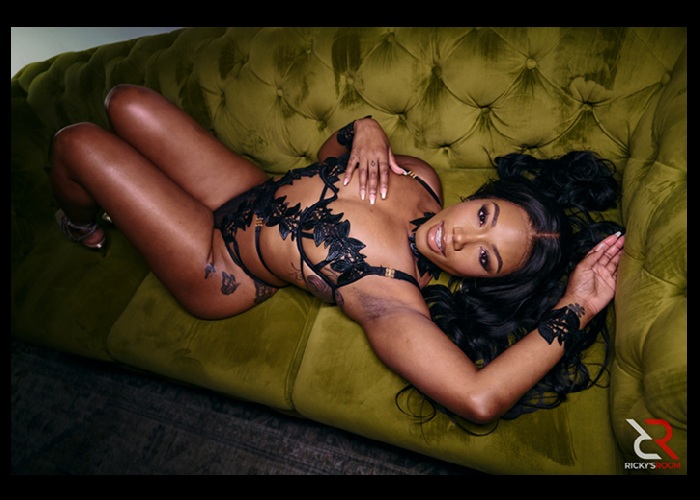 Ricky’s Room Drops 1st Chanell Heart Showcase Scene