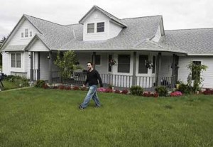 dustin-diamond-screech-house